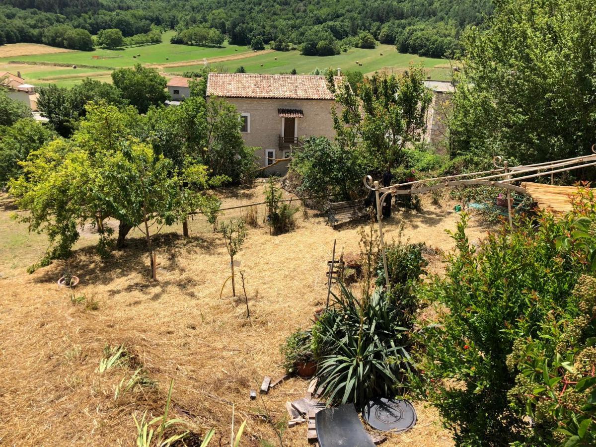 Visione Via Peltuino 19 Apartment Prata d'Ansidonia Luaran gambar